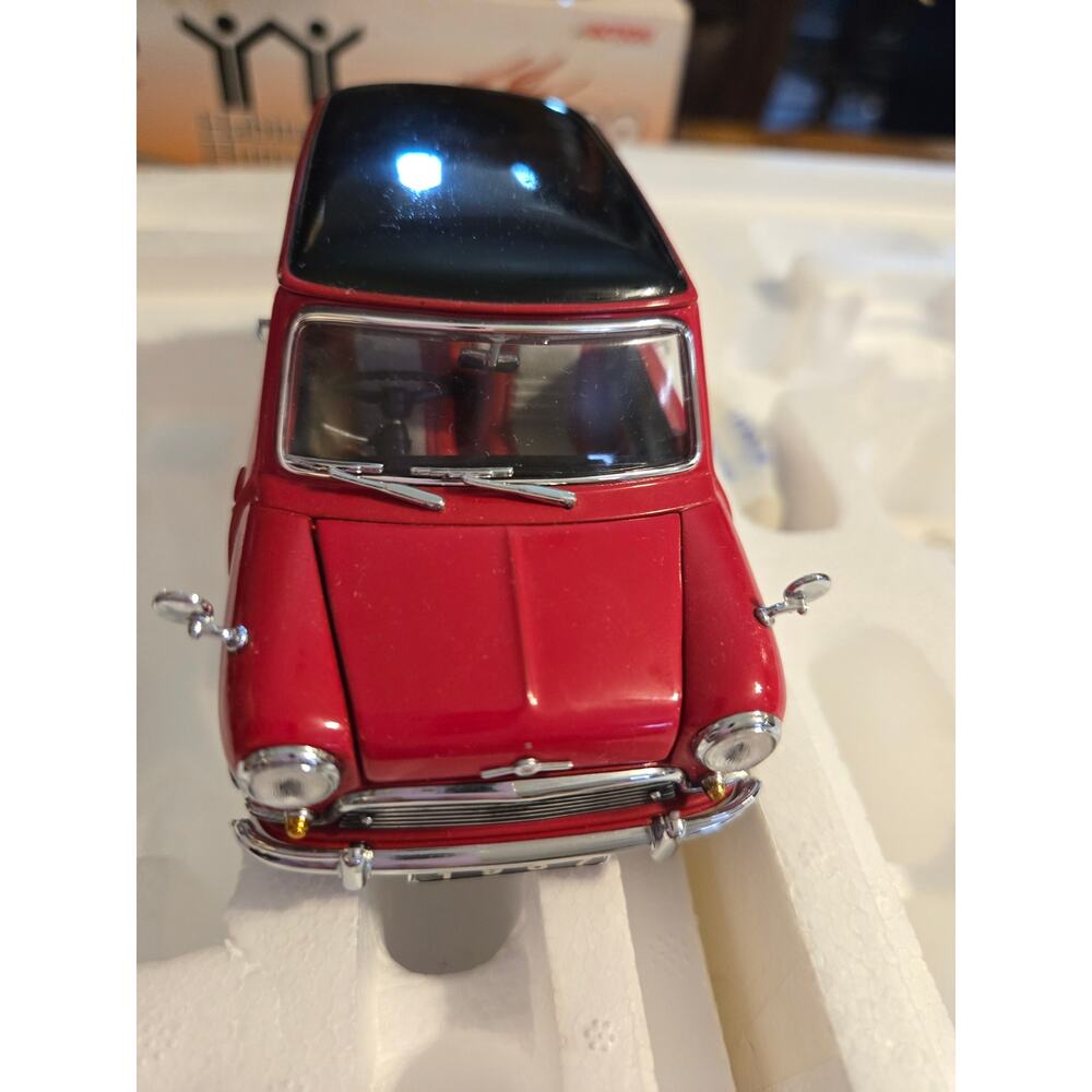 FRANKLIN MINT 1967 MORRIS MINI COOPER CAR MODEL RED 1:24 SCALE DIE CAST - Picture 5 of 7